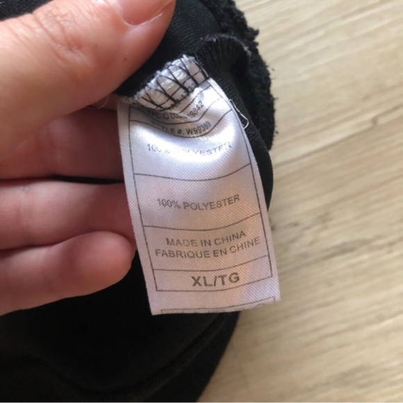 Black & Red HOCKEY Reebok Sweater - Picture 7 of 7